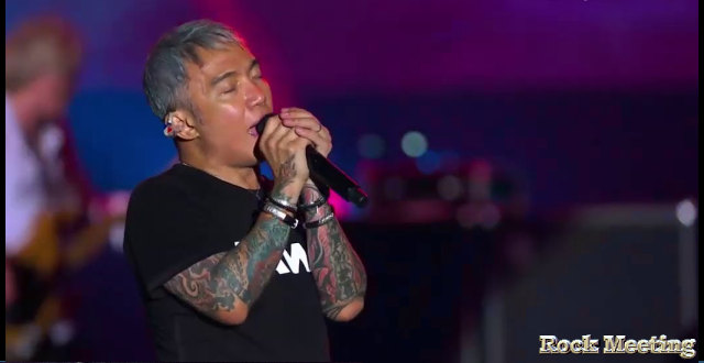 arnel pineda de journey reagit aux critiques sur sa performance vocale au rock in rio et declare se sentir devaste