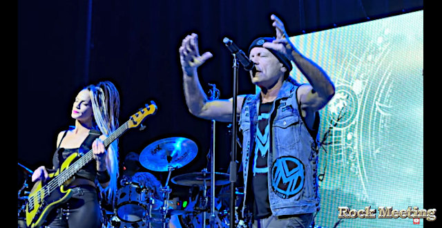 bruce dickinson se produit a denver lors de sa tournee nord americaine the mandrake project live 2025