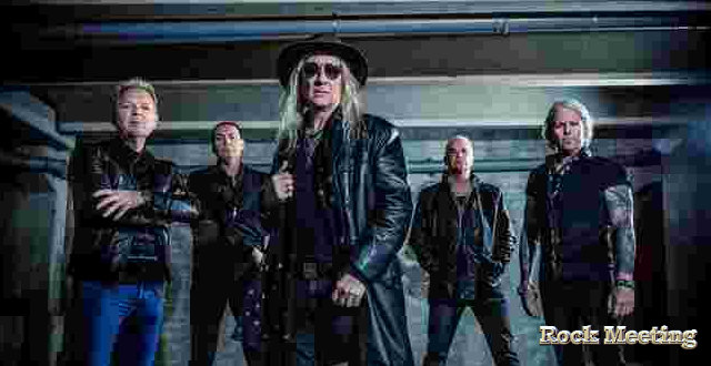 treat adam evil single et video